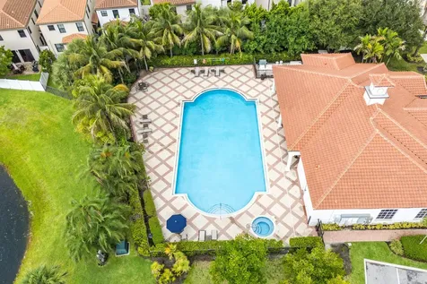1011 Willow Place Riviera Beach FL 33410