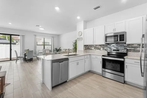 1011 Willow Place Riviera Beach FL 33410