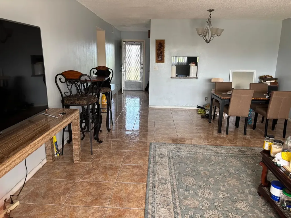 2615 NE 3rd Court Boynton Beach FL 33435