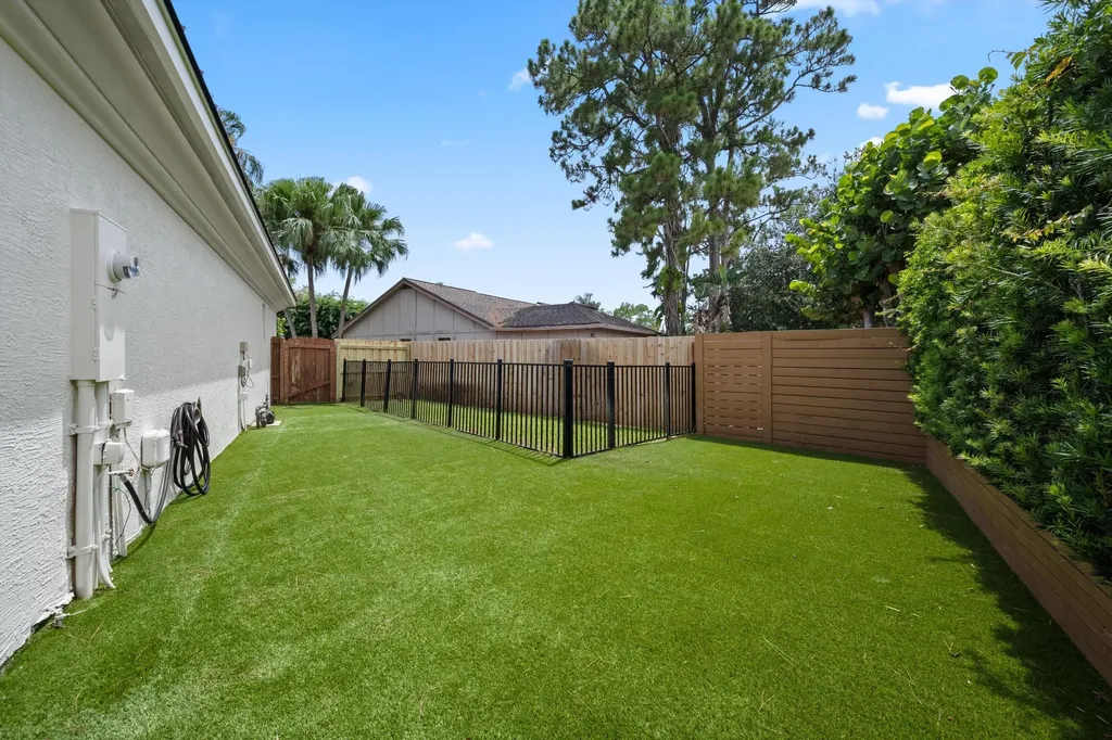 404 Indigo Avenue Wellington FL 33414