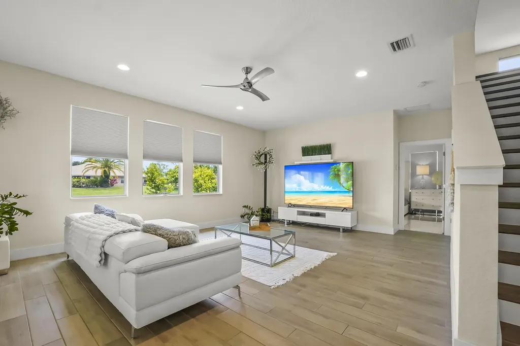 11971 Cypress Key Way Royal Palm Beach FL 33411