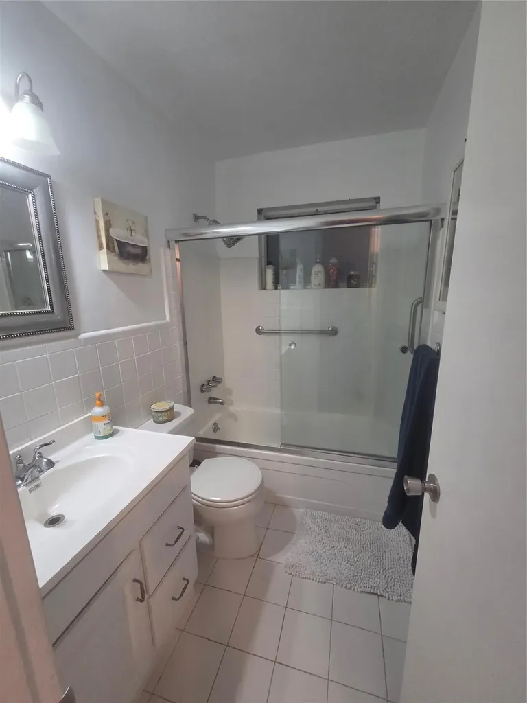 1920 NE 51st Court Fort Lauderdale FL 33308