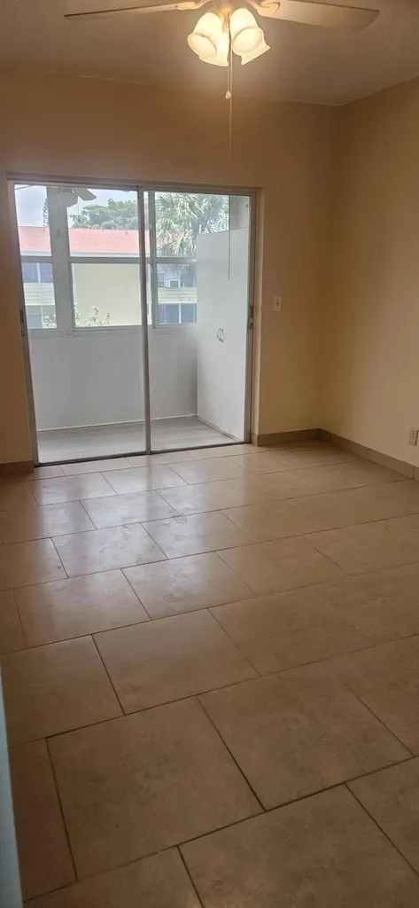 184 Waltham H West Palm Beach FL 33417