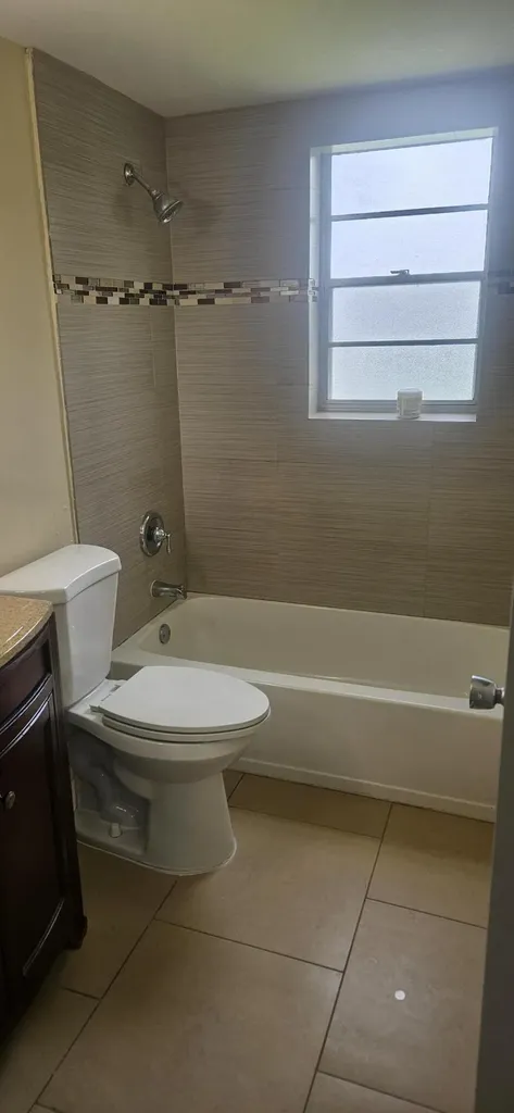 184 Waltham H West Palm Beach FL 33417