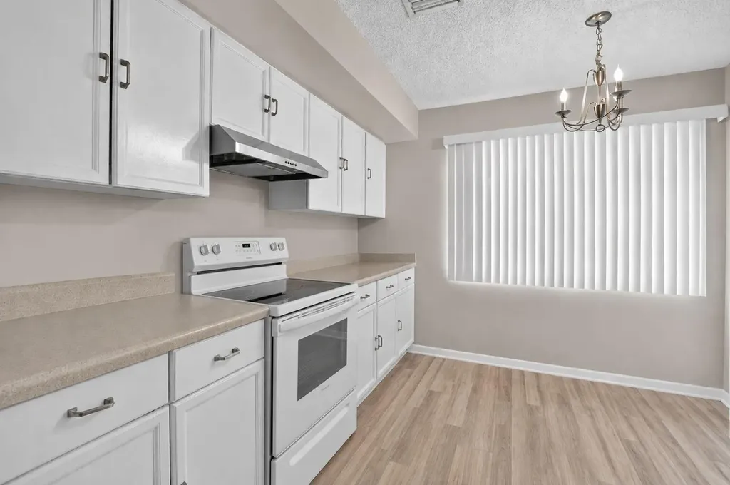 5314 Sapphire Valley Boca Raton FL 33486