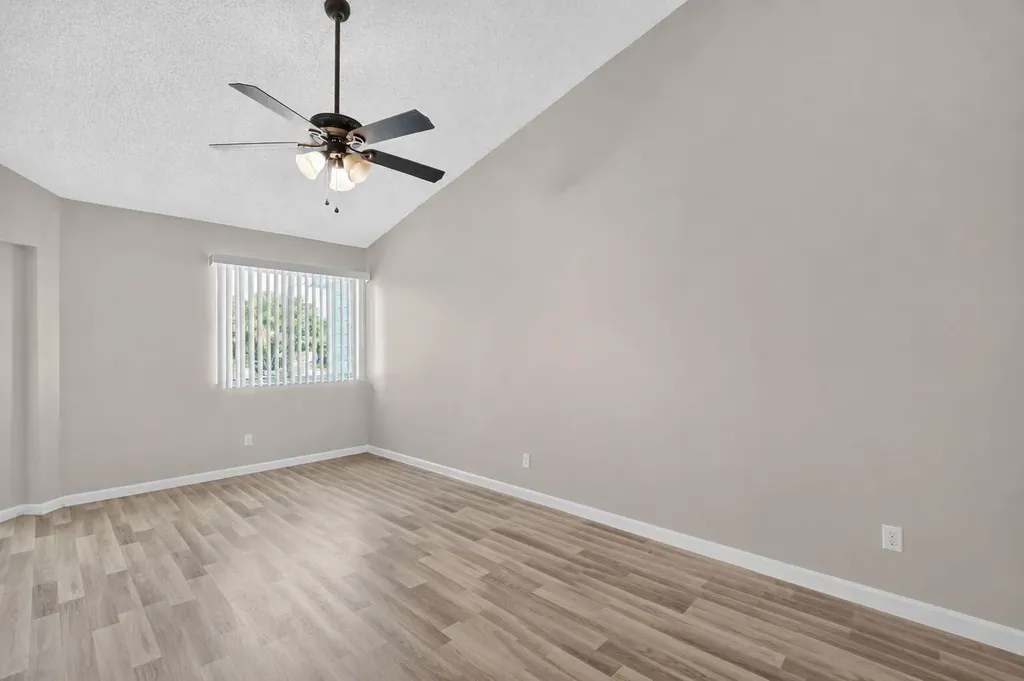 5314 Sapphire Valley Boca Raton FL 33486