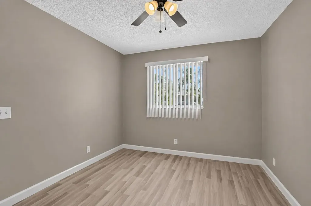 5314 Sapphire Valley Boca Raton FL 33486