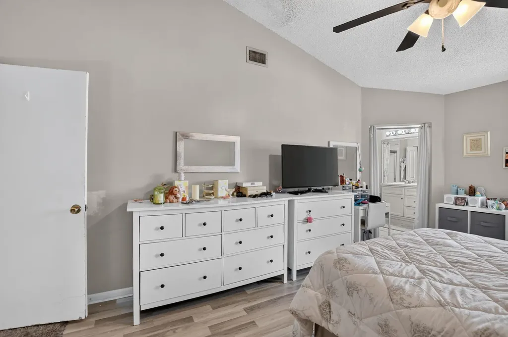 5314 Sapphire Valley Boca Raton FL 33486