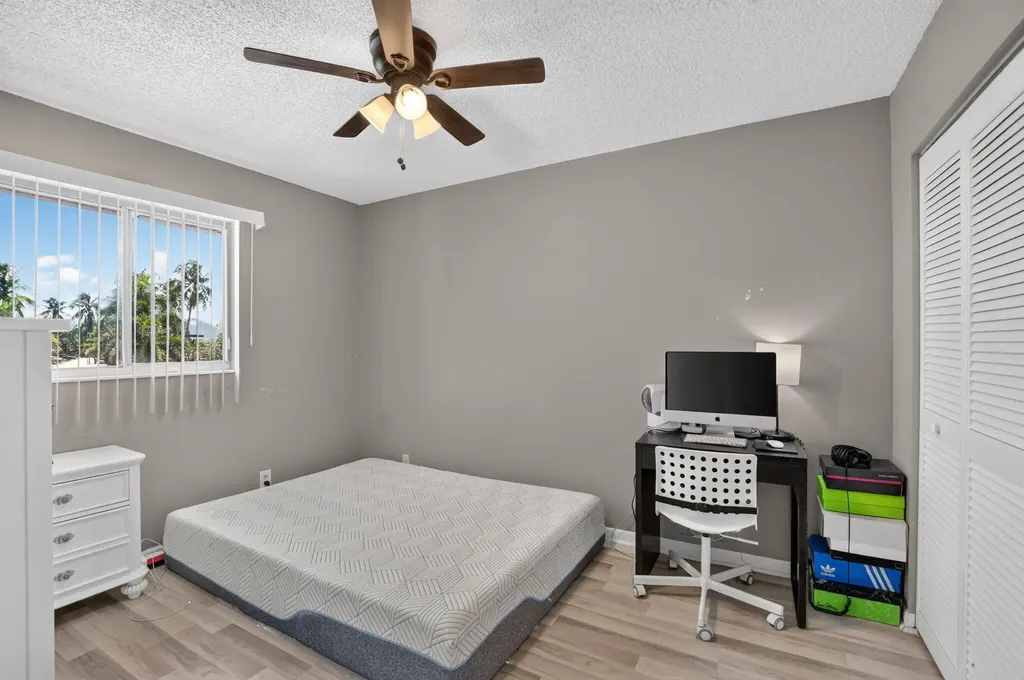 5314 Sapphire Valley Boca Raton FL 33486