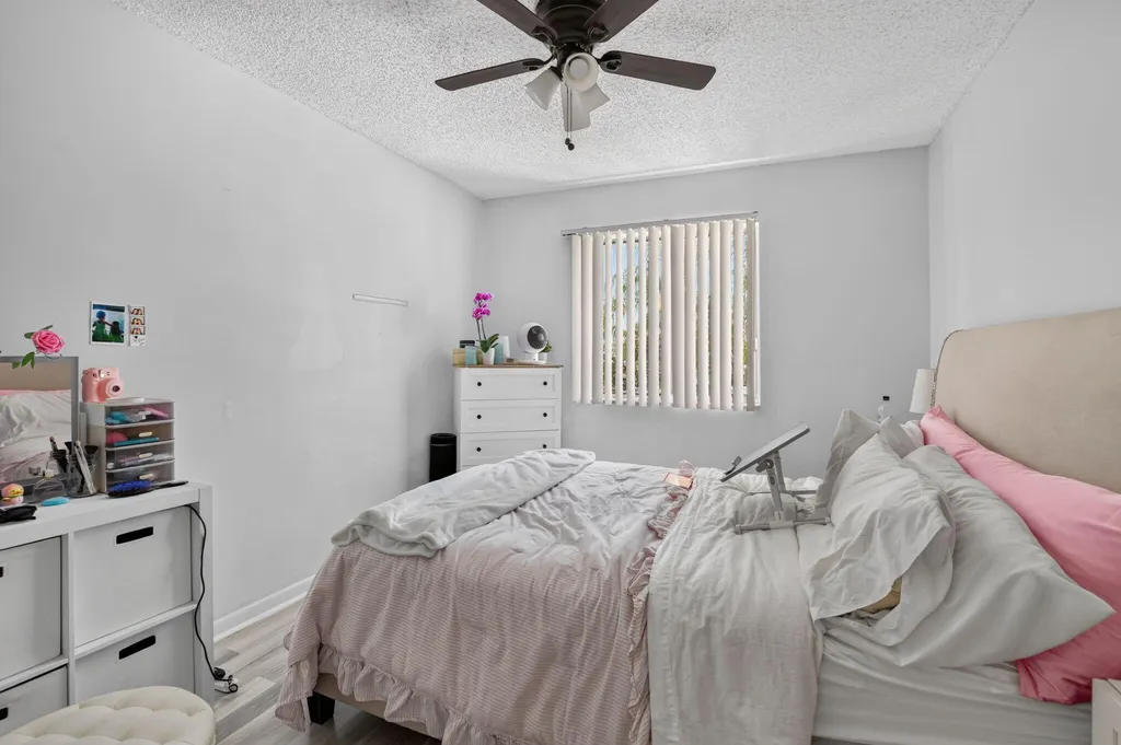 5314 Sapphire Valley Boca Raton FL 33486
