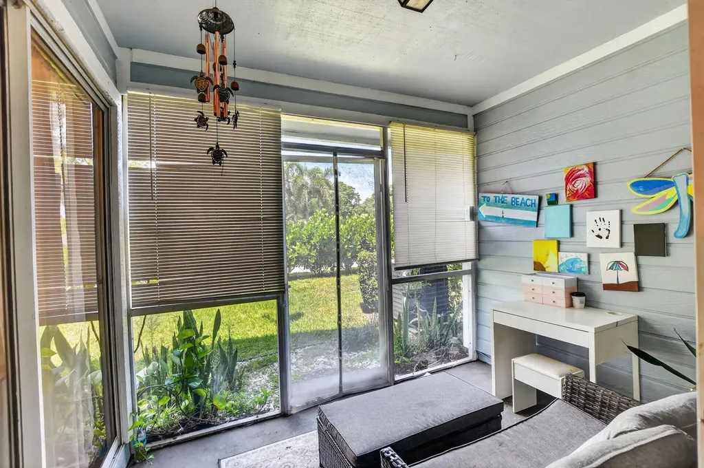 5314 Sapphire Valley Boca Raton FL 33486