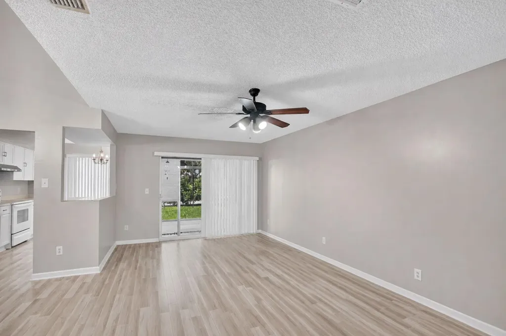 5314 Sapphire Valley Boca Raton FL 33486