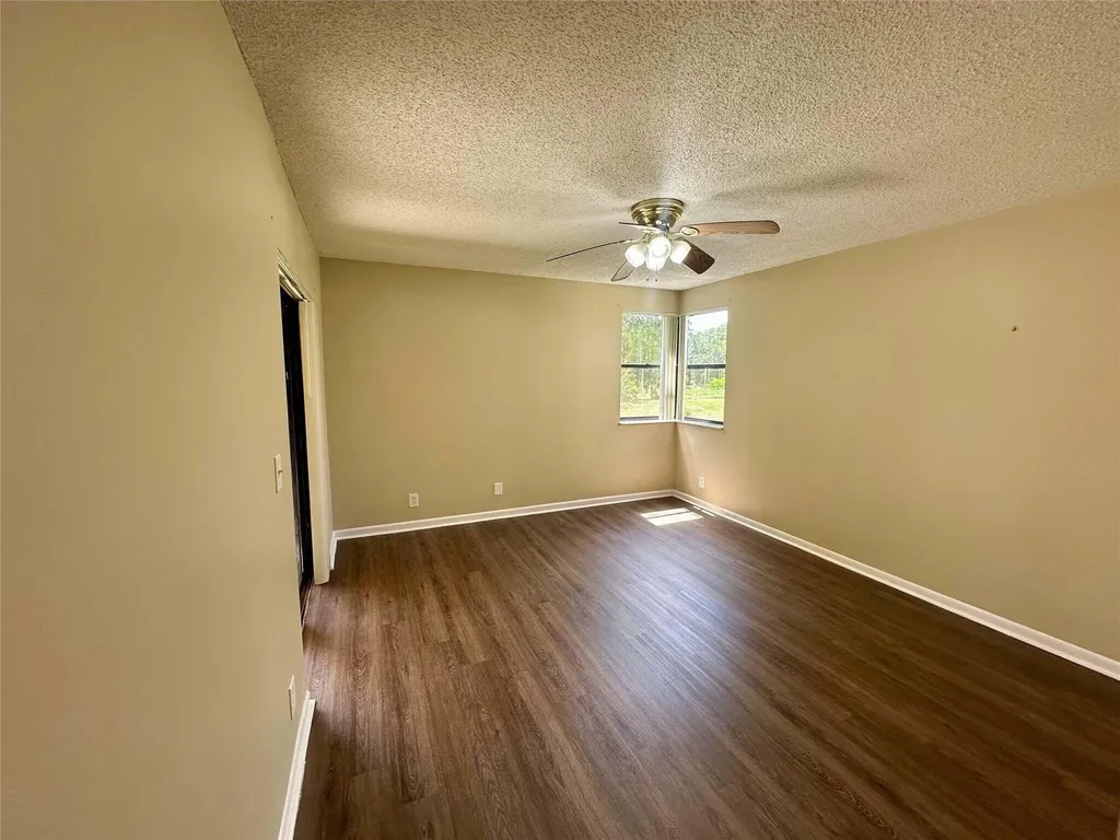 5701 Riverside Drive Coral Springs FL 33067