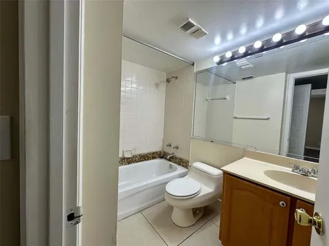 5701 Riverside Drive Coral Springs FL 33067