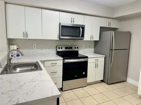 5701 Riverside Drive Coral Springs FL 33067