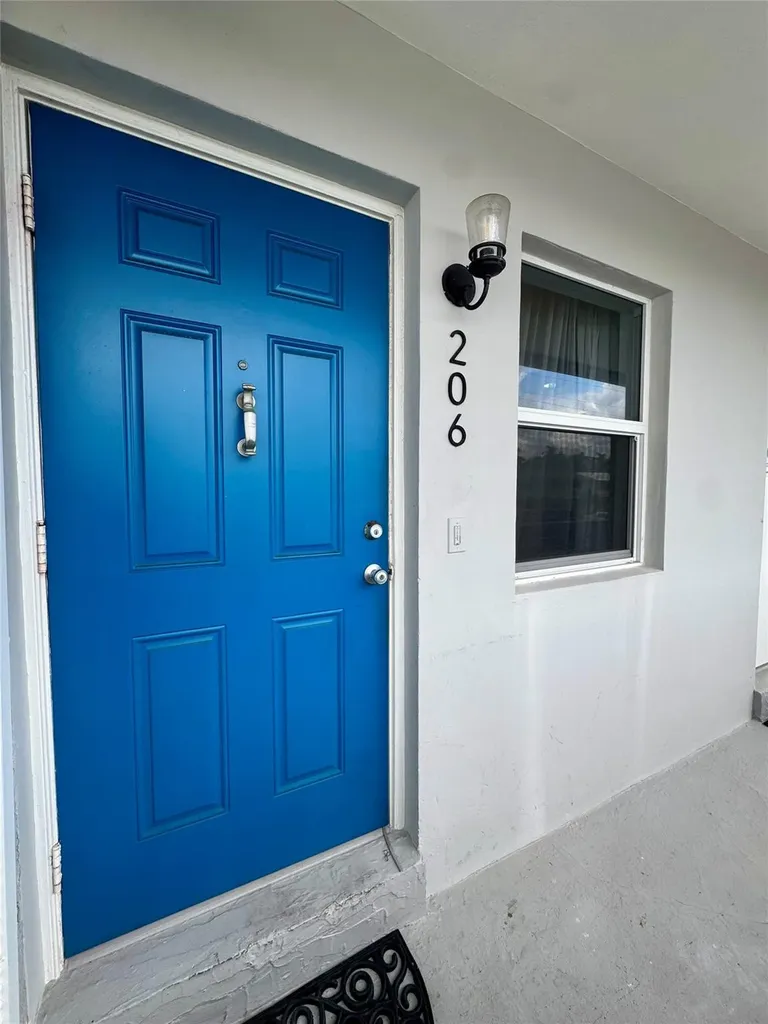 2801 NE 33rd Court Fort Lauderdale FL 33306