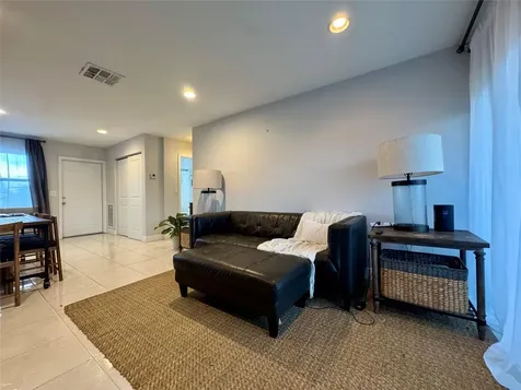 2801 NE 33rd Court Fort Lauderdale FL 33306