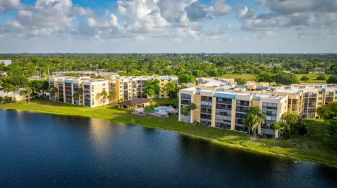 6475 W Oakland Park Boulevard Lauderhill FL 33313