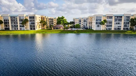 6475 W Oakland Park Boulevard Lauderhill FL 33313