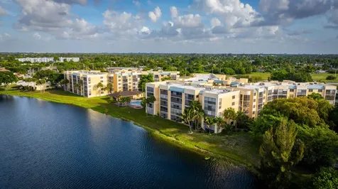 6475 W Oakland Park Boulevard Lauderhill FL 33313