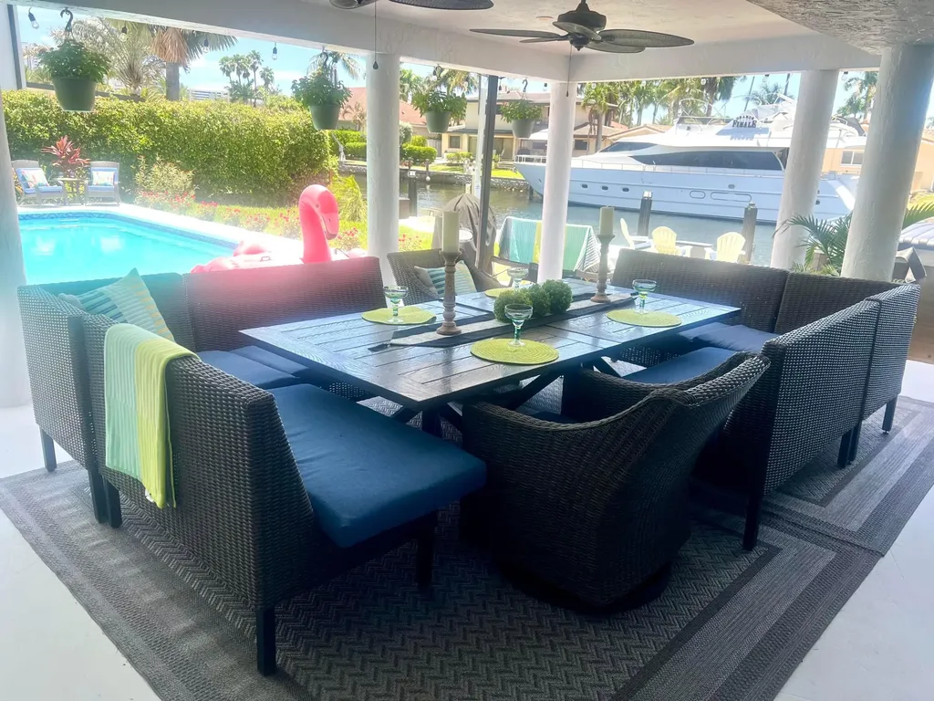 2380 SE 8th Street Pompano Beach FL 33062