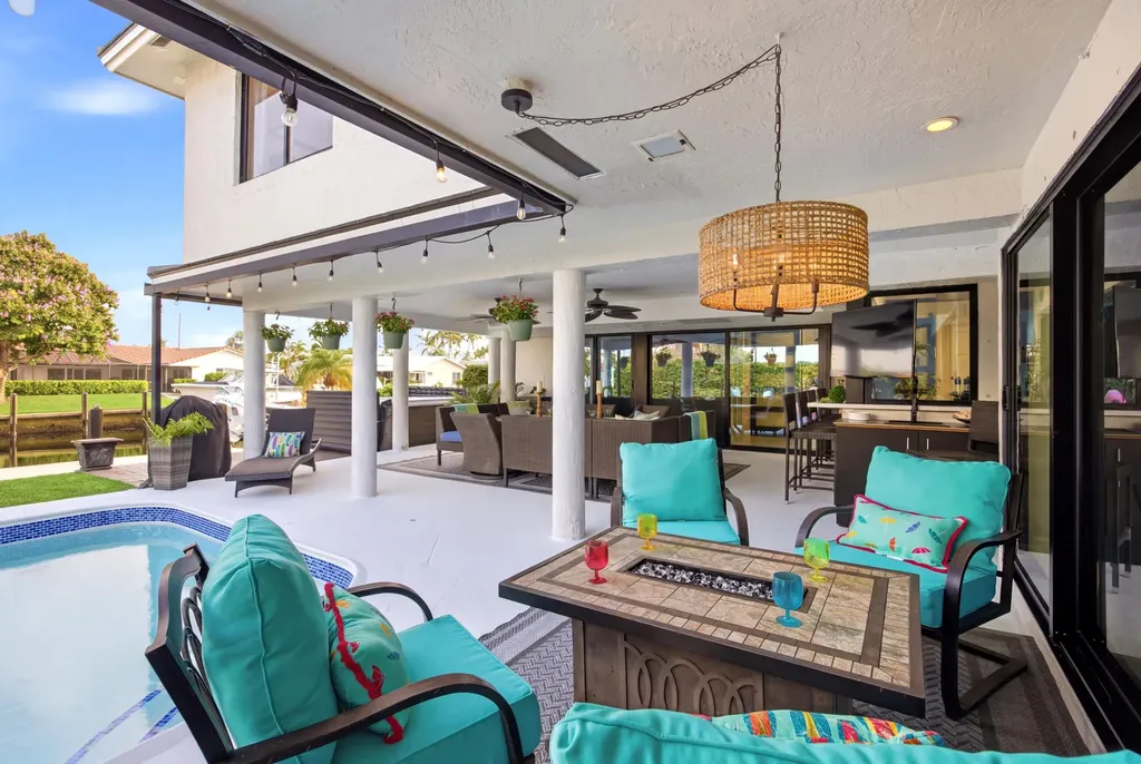 2380 SE 8th Street Pompano Beach FL 33062