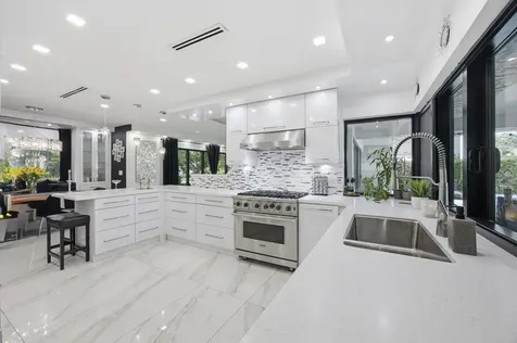 2380 SE 8th Street Pompano Beach FL 33062