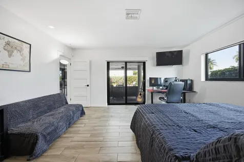 2380 SE 8th Street Pompano Beach FL 33062