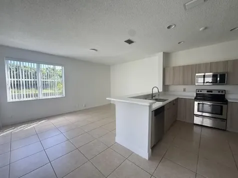 686 Lone Pine Lane Weston FL 33327