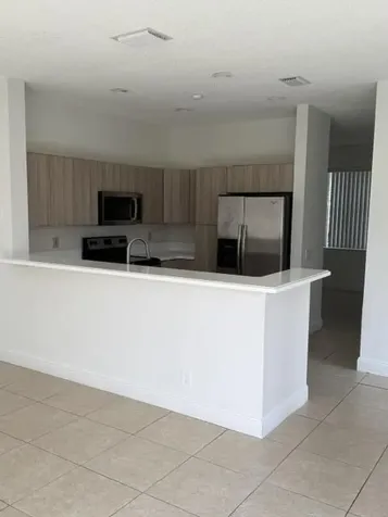 686 Lone Pine Lane Weston FL 33327