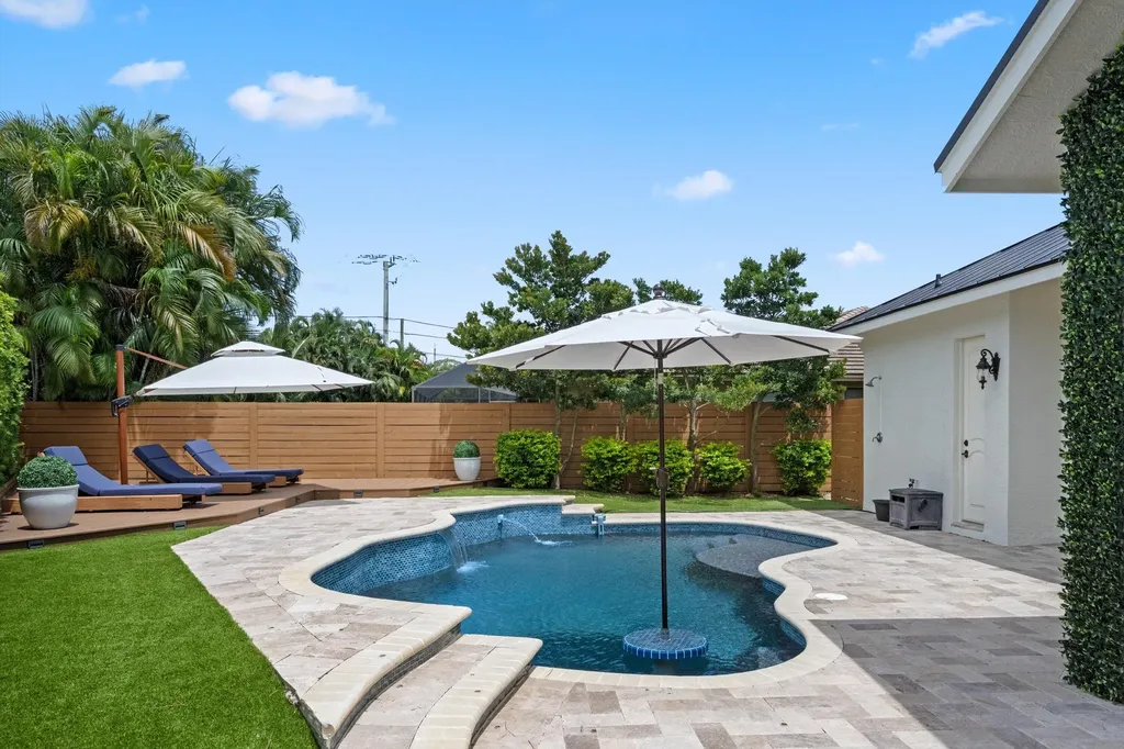 404 Indigo Avenue Wellington FL 33414