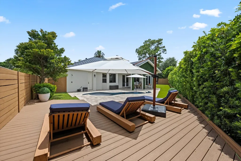 404 Indigo Avenue Wellington FL 33414