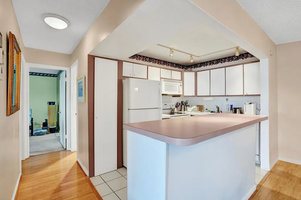 160 Cypress Club Drive Pompano Beach FL 33060