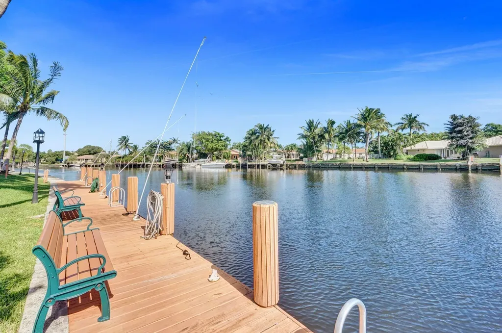 160 Cypress Club Drive Pompano Beach FL 33060