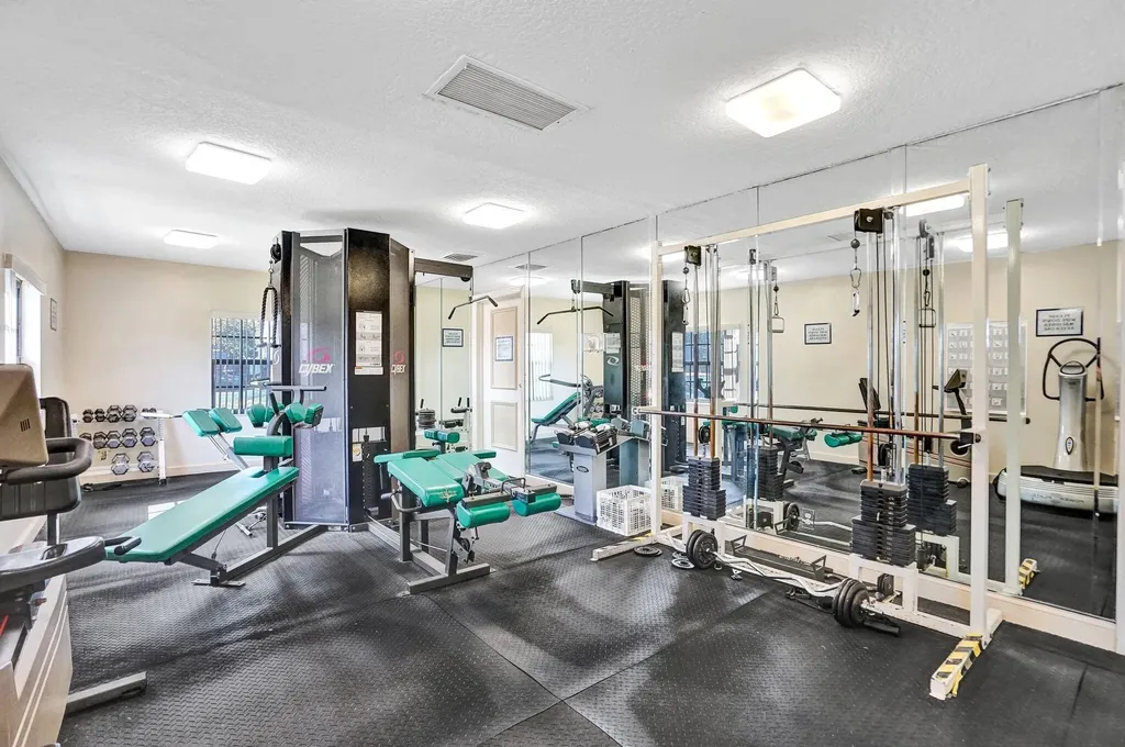 160 Cypress Club Drive Pompano Beach FL 33060