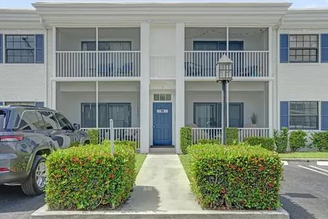 160 Cypress Club Drive Pompano Beach FL 33060