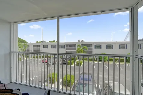 160 Cypress Club Drive Pompano Beach FL 33060