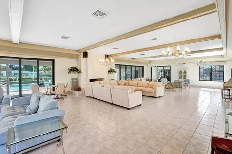 160 Cypress Club Drive Pompano Beach FL 33060
