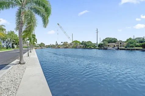 160 Cypress Club Drive Pompano Beach FL 33060