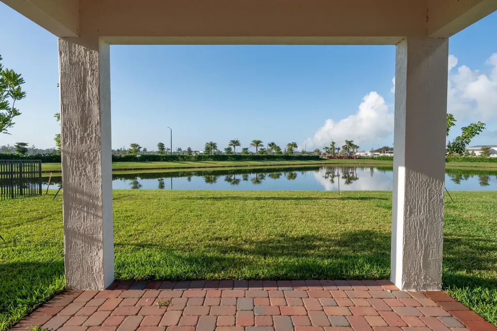 16462 Sea Turtle Place Westlake FL 33470