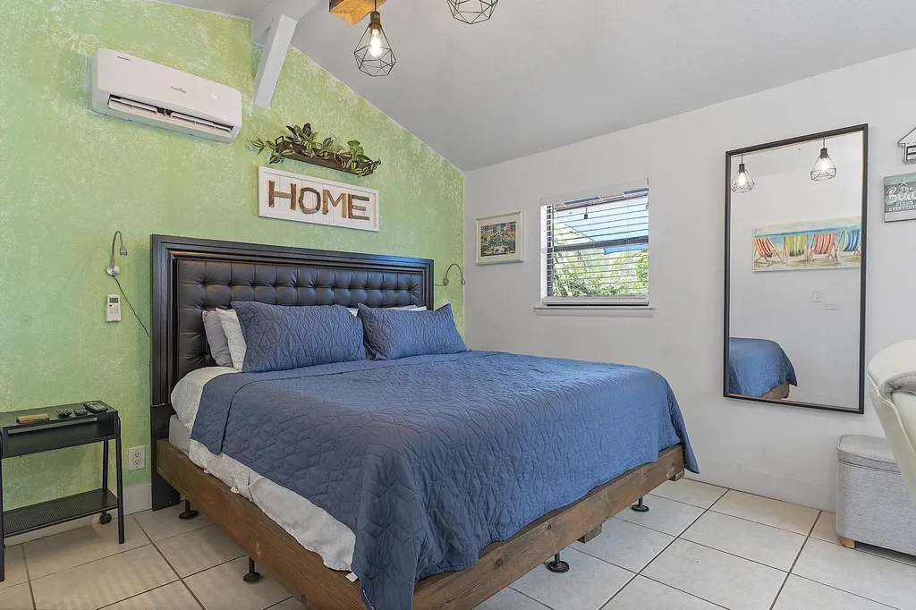 830 SW 1st Avenue Pompano Beach FL 33060
