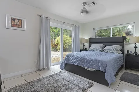 830 SW 1st Avenue Pompano Beach FL 33060