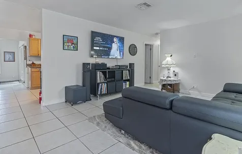 830 SW 1st Avenue Pompano Beach FL 33060