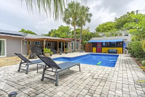 830 SW 1st Avenue Pompano Beach FL 33060