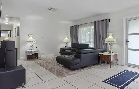 830 SW 1st Avenue Pompano Beach FL 33060
