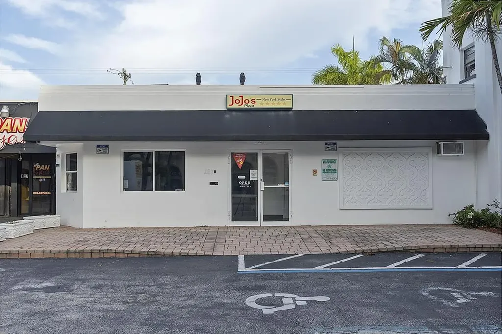 127 N Federal Highway Lake Worth Beach FL 33460