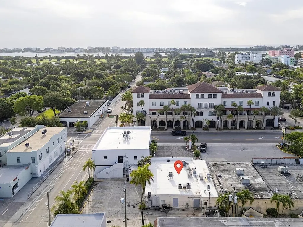 127 N Federal Highway Lake Worth Beach FL 33460