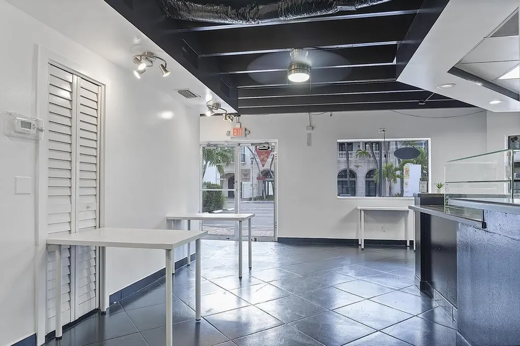 127 N Federal Highway Lake Worth Beach FL 33460