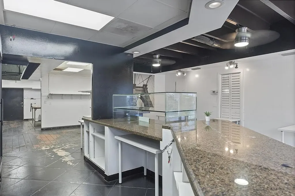 127 N Federal Highway Lake Worth Beach FL 33460