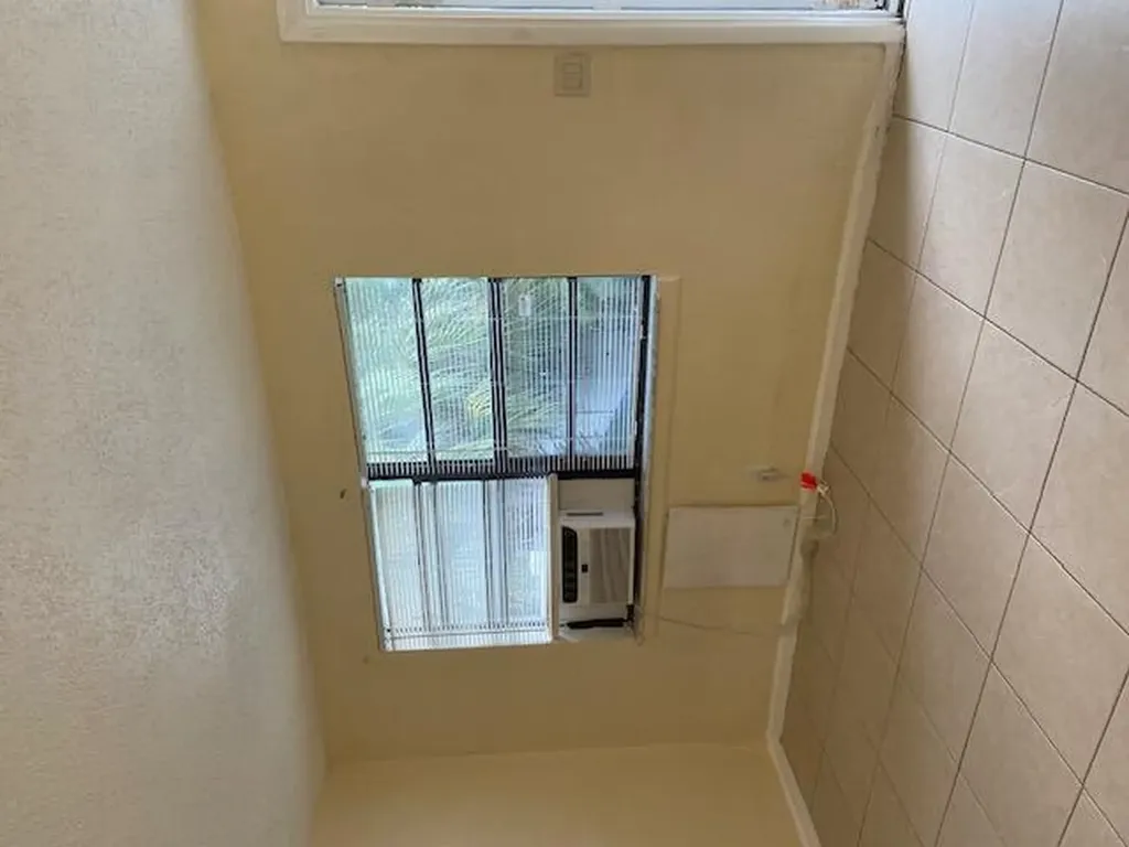 709 6th Street West Palm Beach FL 33401